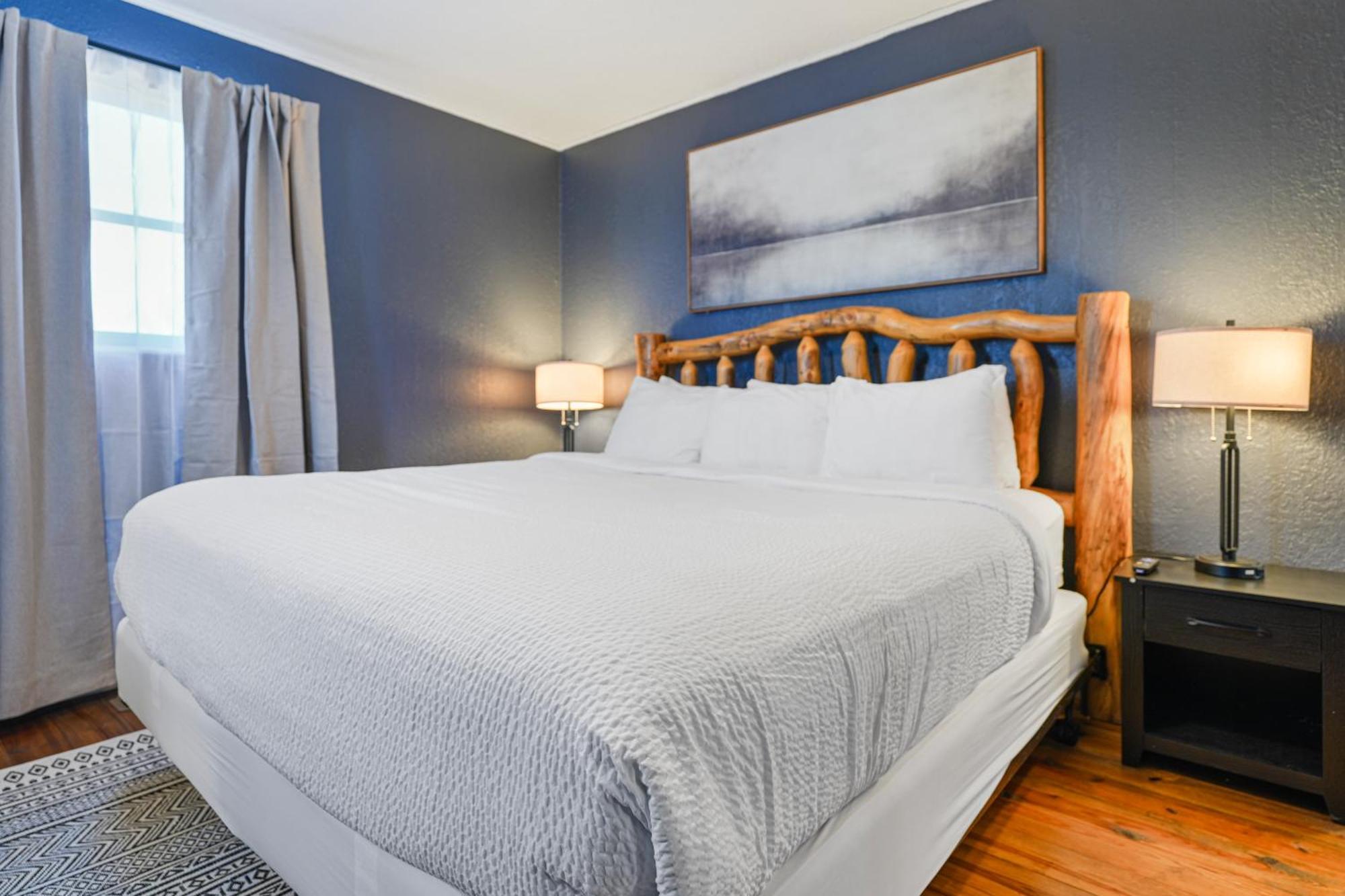 Tremont & Hotel 2*
