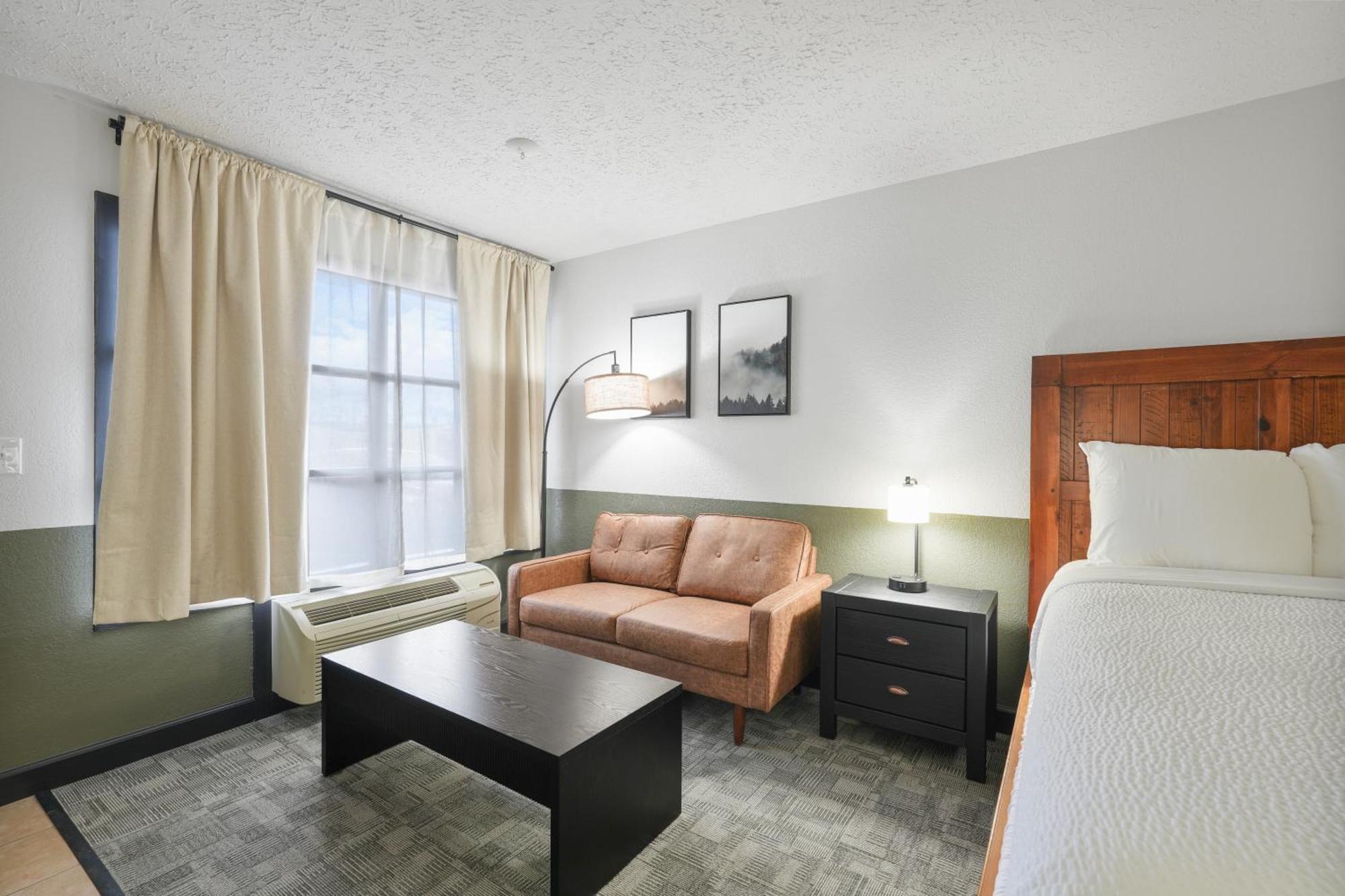 Hotel Tremont & 2*
